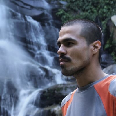 Venezolano 🇻🇪 // Periodista 🎙️💻📸 // Cultura POP 📺🕺🎉📲