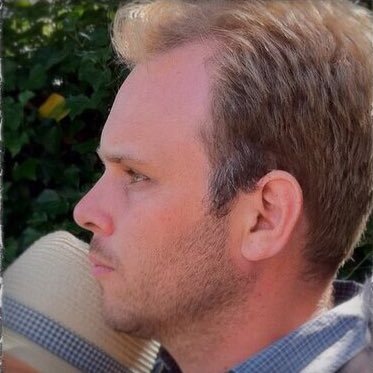 Director of Platforms @SkyNews. Previously Head of Digital Output, Executive News Editor, BBC News Online and Editor, BBC Radio 4’s The World at One