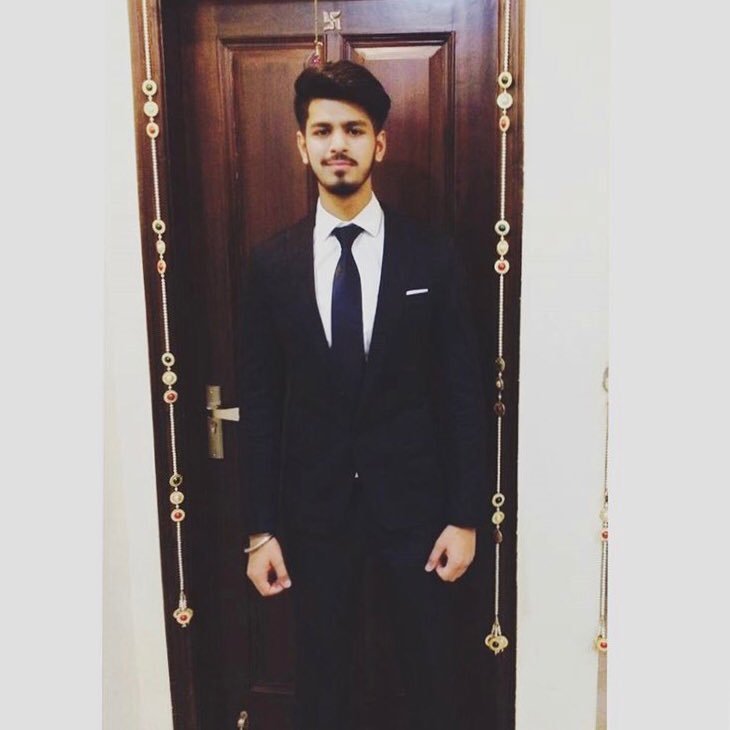 dev14jain's profile picture. Corporate Lawyer!