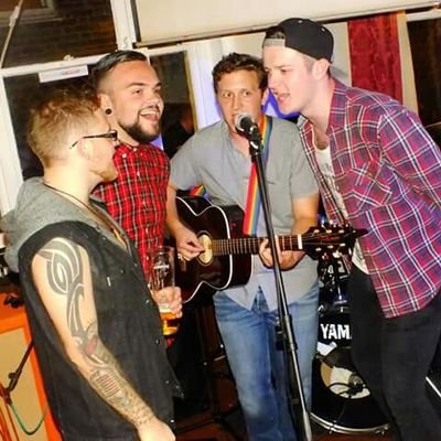 ChayChay9's profile picture. Frontman of @findingmiranda and @sock_band, solo artist, presenter, any bookings: chayappleyard@hotmail.co.uk