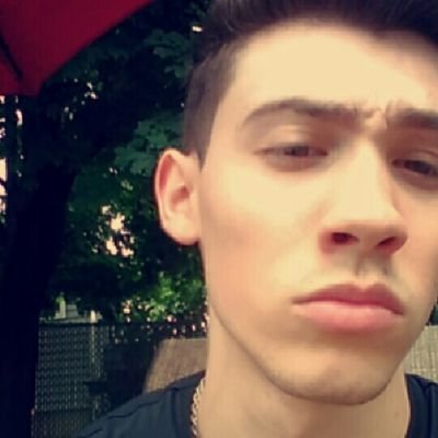21 • Snapchat: tjamez20