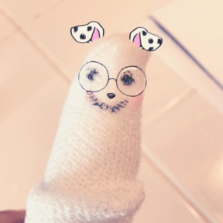 thesaddmermaid's profile picture. I’m a sad lil thing whose struggling to see the light at the end of the tunnel. but it’s there. I think.