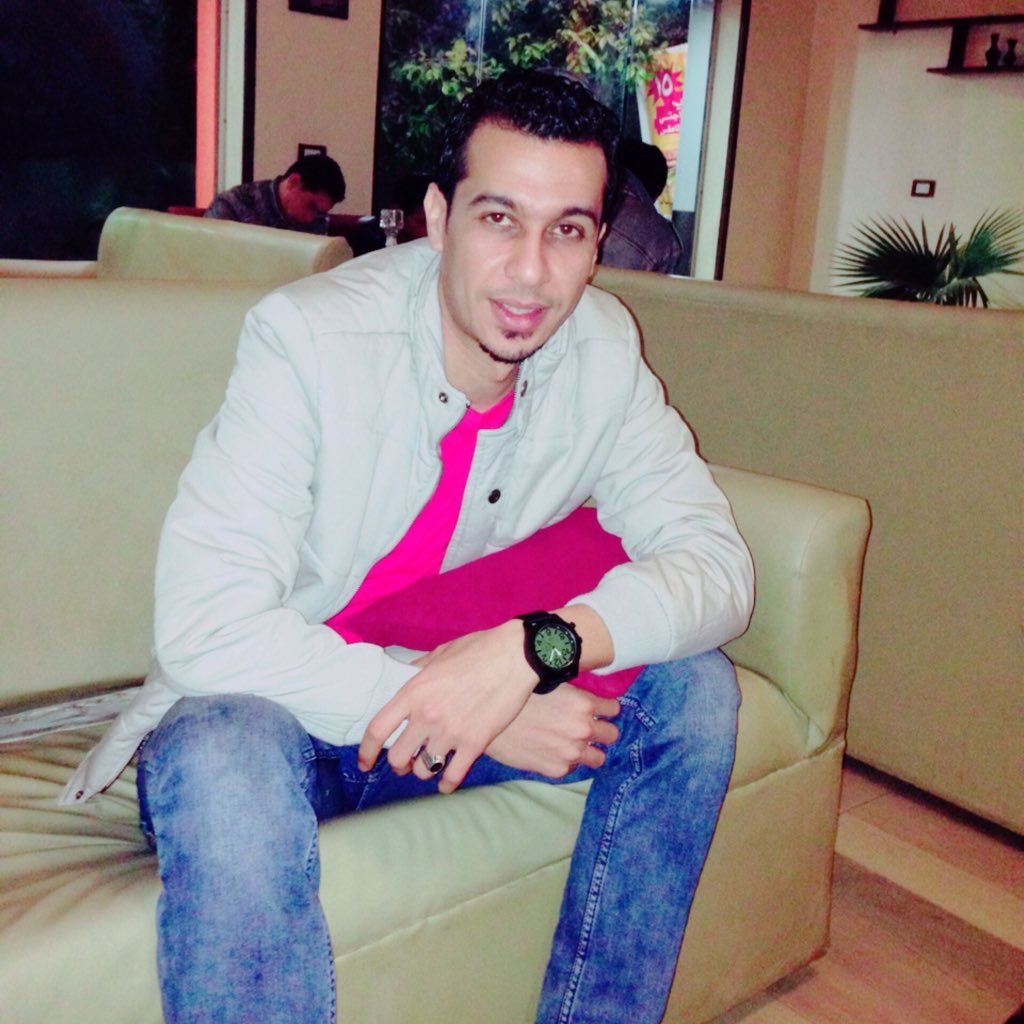 dAiXx7id2WCoDkb's profile picture. ارضي بما قسمه الله لك تكن اغني الناس 🙏🙏🙏