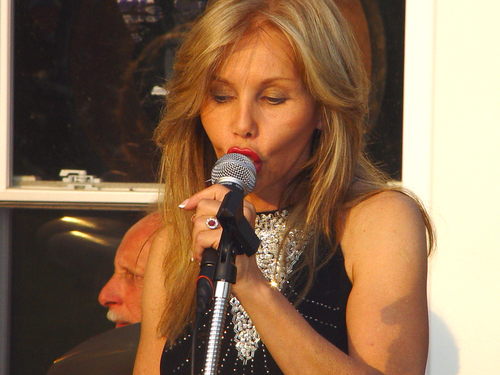 rocknrollgypsy's profile picture. Singer songwriter manager medic New York guard, https://t.co/kh0wL5GpRd