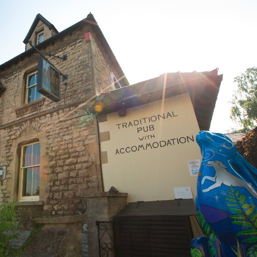 Traditional pub with accommodation, located 5 minutes walk from Cirencester town centre.