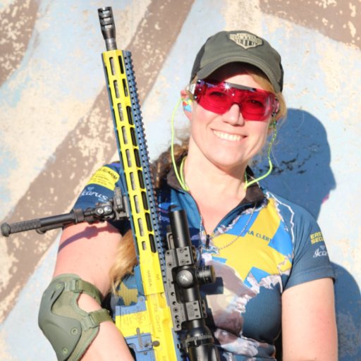 Dynamic sportshooter. World Champion IPSC Rifle. Landslagsskytt. Debatterar för en klok vapenlagstiftning. Skriver ledare ibland.