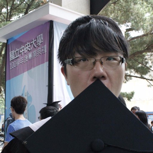 Ph.D. student in computer science. My research is related to human AI interaction.