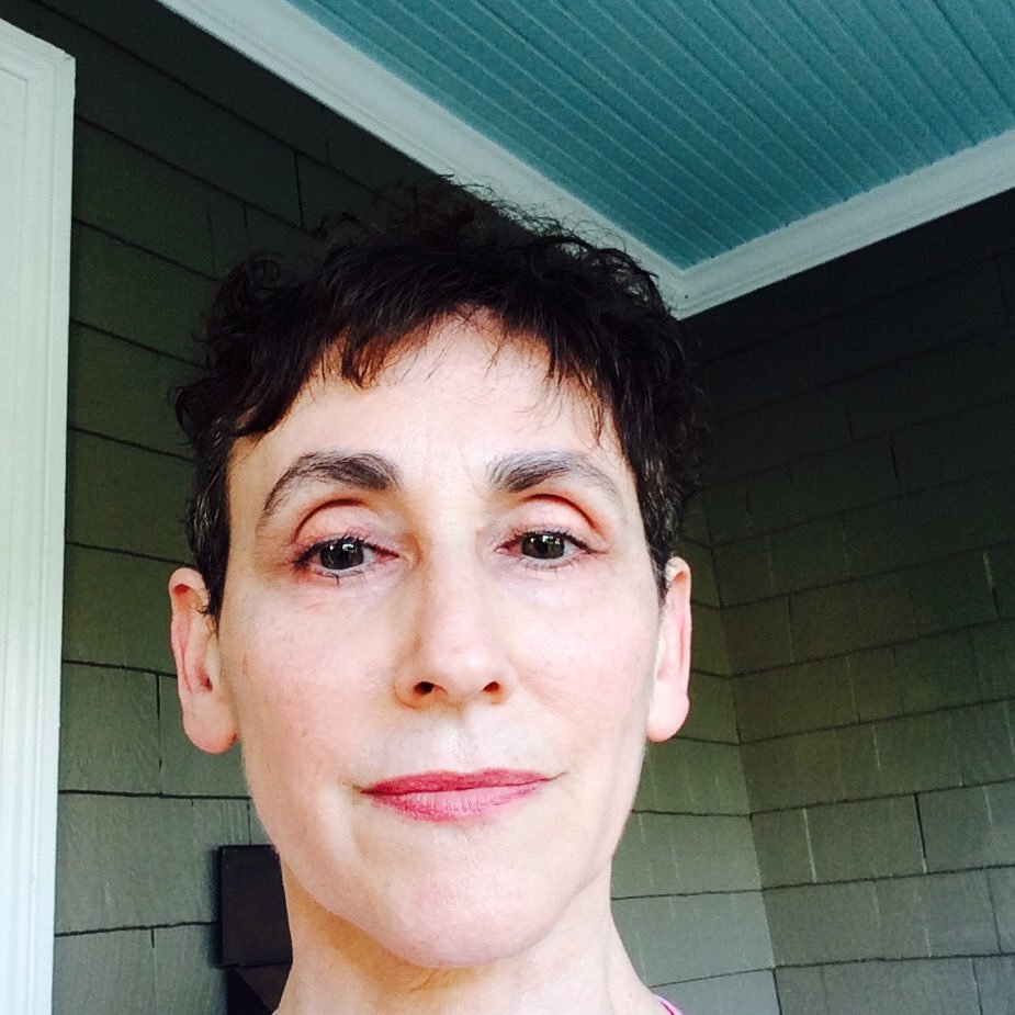 pamerabila's profile picture. Digital copywriter. Gaper at the intersection of sf/fashion/literature/pop culture. Very easily amused.