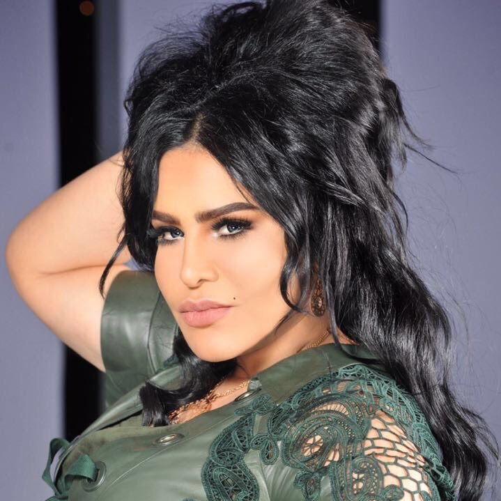 لما عرفتج تاكدت وادركت وايقنت ان الدنيا للحين فيها قلوب صافيه ♡عمري ام فاهد ♡@AhlamAlShamsi #تاج_الفن_احلام