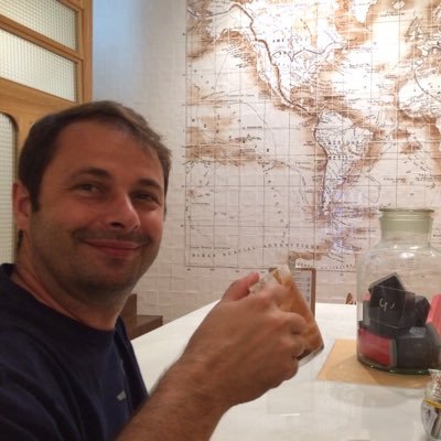 ManuelN63648914's profile picture. Biólogo