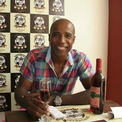 Luis Alberto Guadalupe Rivadeneyra, futbolista profesional. Mi otra pasión, bailar.