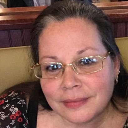 becca_cuevas's profile picture. Faith 🙏 Family 👩‍👧‍👧 Herbalife 💚Everything else &  in that order 🙉🙈🙊 Love one another and always try to leave a place better than you found it 💞💞