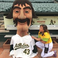 Holly Quan (@quankcbsradio) 's Twitter Profile Photo Holly Quan (@quankcbsradio) 's Twitter Profile Photo