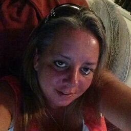 MelissaElser's profile picture. 