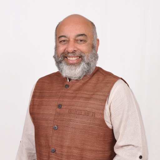 Girish is a Leadership & Transformation Catalyst, Author, facilitator NLP practitioner, Firewalking instructor. An ex Submarine Commander.