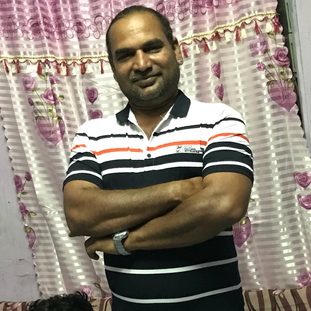 tamilselvi0569's profile picture. 