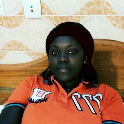 DouahoudehV's profile picture. 