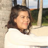 Liliana Erasmus (@arubanabroad) Twitter profile photo