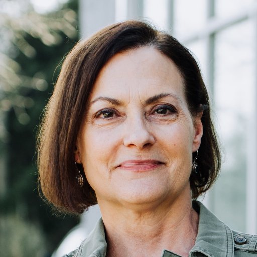 Suzy Pepper Rollins Profile