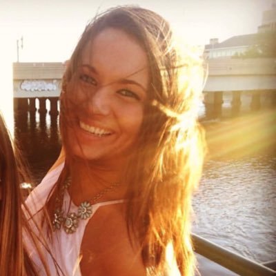 scarletttsays_'s profile picture. Mac & cheese connoisseur