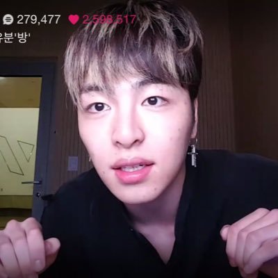 KooJunHoe_____'s profile picture. アカウントもどるまでこっち〜