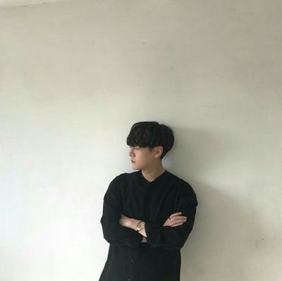 ParkRoy_HPS's profile picture. excuse me, i'd like to move. || oscar & julia. [meg]                                 leo.