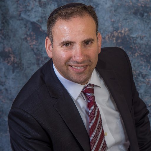 Host of the CRE SharkEye Podcast/Show | Commercial Real Estate Former CEO | A ProtpTech Leader