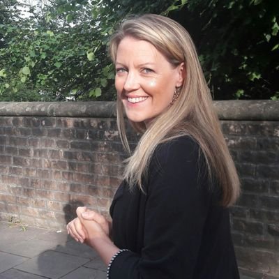 HR Leader, mum of 2 boys, netball fanatic and country music lover. Views are my own.