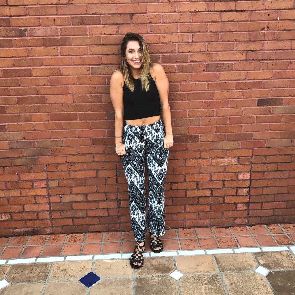 nicole_kylee's profile picture. 