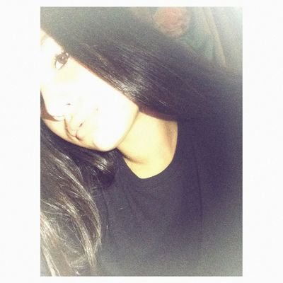 _http_martina's profile picture. I wanna show you all the finer things in life.
                     
    
                     
    
                     Fëđëřïčö Rossi mi SEGUE👉😍