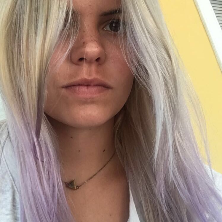 ☾ tell me your story, but don’t leave the good parts out