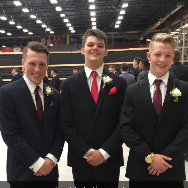 JoshTeilers's profile picture. 