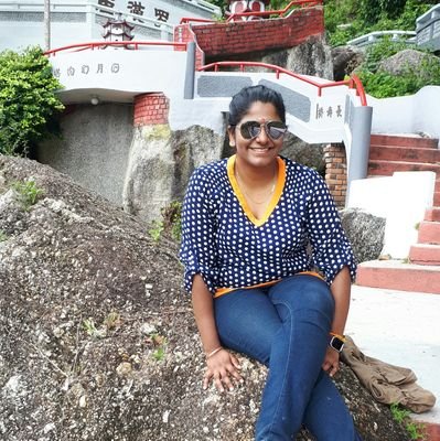 shalinimuniapan's profile picture. Human. மனிதி.