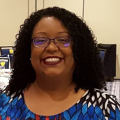 Executive Director of @OARJustice. Born in Costa Rica. Living in Northern VA. BA from UVA and MA from UoP. Passions: liberation, justice, family, food & dance.