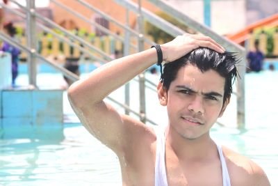 Himanshu bandil 😎
#Music lover🎶
Hobby - Dancing & Painting
#Cricket lover😍
