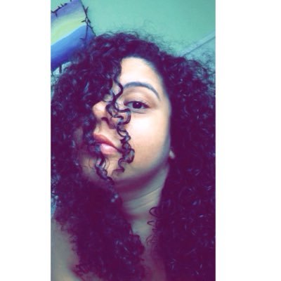 “She’s got oceans tucked away in her hair” - Sanober Khan 🔮 (paL de secretos también) Jíbarae'PR🇵🇷 FL📍30♐ she/her/ella🌈 IngenieraMecánica⚙️💪🏽 #UPRM💚