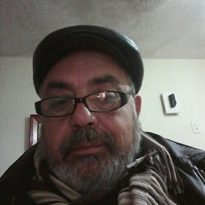 Soy lisa y llanamente un homo sapiens con una opinión muy mía y personal sobre la vida y la existencia....