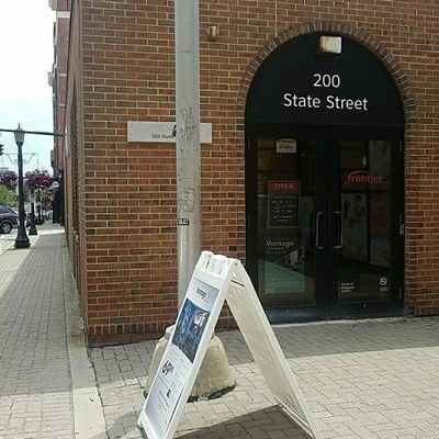We are a Telecommunication company, ( Frontier). We are located at 200 state St. New London, CT. Please feel free to visit us in store or call 8604370044!
