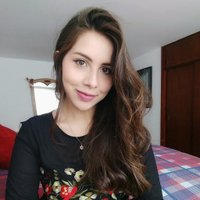 La Chechi (@laura_pineros) 's Twitter Profile