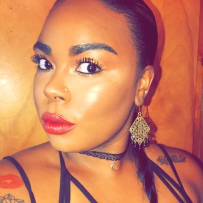 Divagetnmoney's profile picture. Positive✨ vibes✨ only 🕉