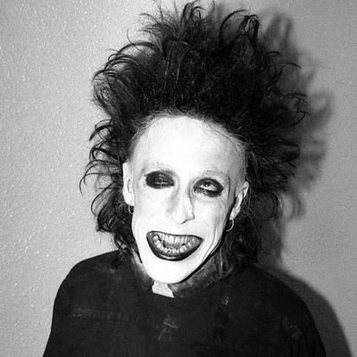 Who is the man? Give us a clue
Living on thinners, Choking on glue
There ain't no Christmas, there ain't no sin
Come back baby, where you been?