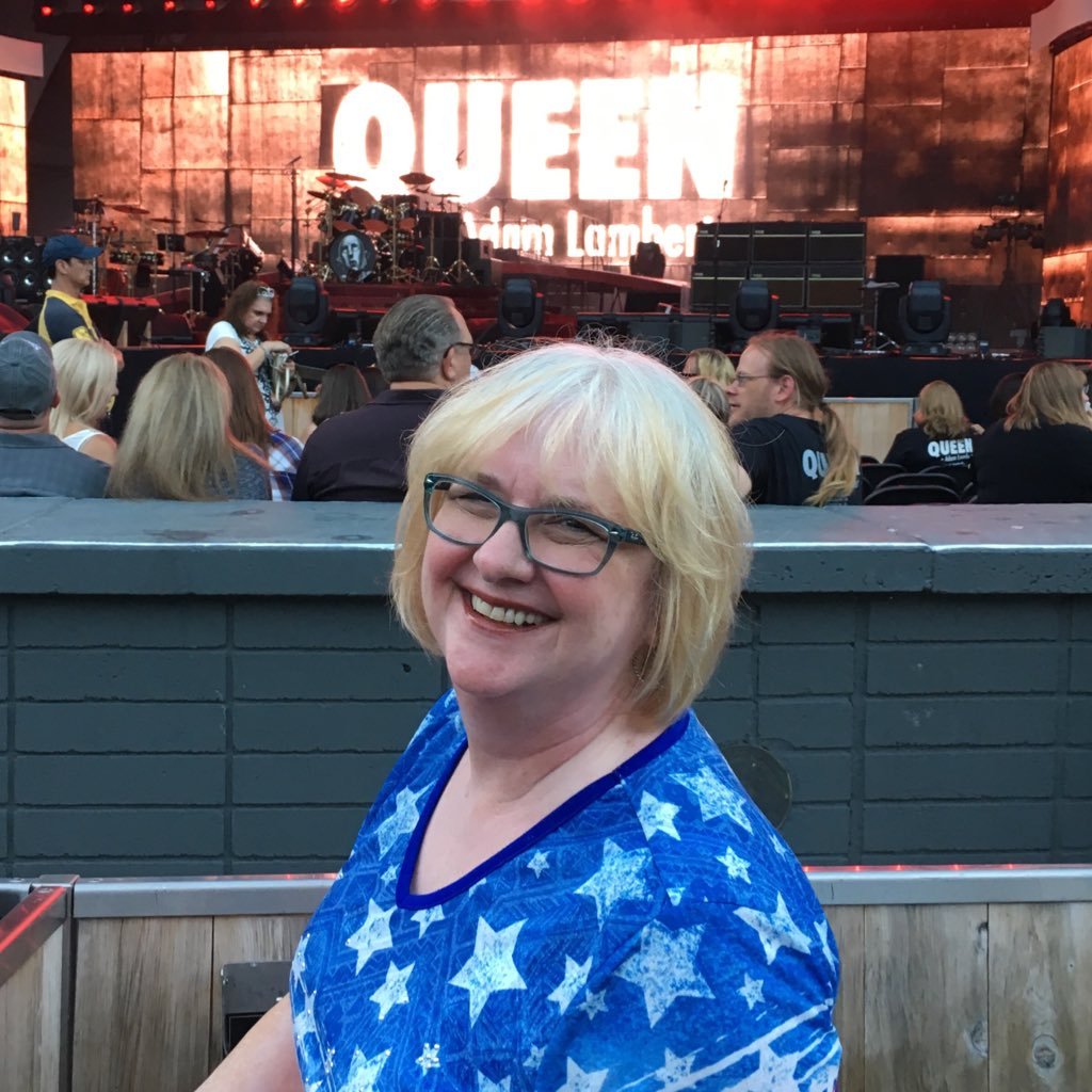 Glambert, here to flail and listen to awesome music from Adam. Queen fan since the 70s. Life is so good!