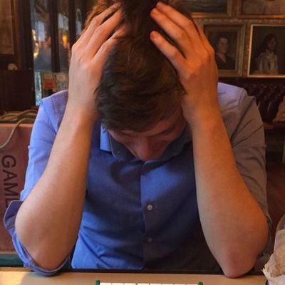 tomquiver's profile picture. LUFC supporter, big geek.