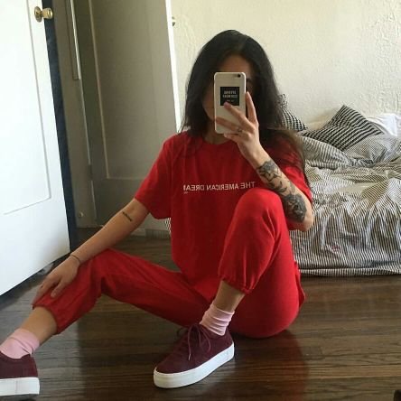 mochafeh's profile picture. There is such thing as karma ❤