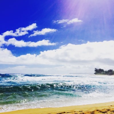 bytheseaco's profile picture. Organic seaside lifestyle brand based in Hawaii. Creating healthy, sustainable practices that support global Fair trade.