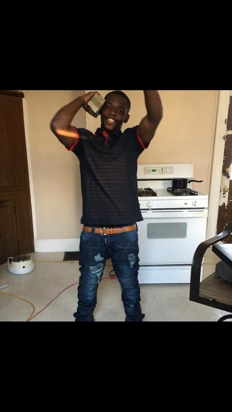 tombsgudda's profile picture. I'm tombsgudda with mo hustle den hustle man