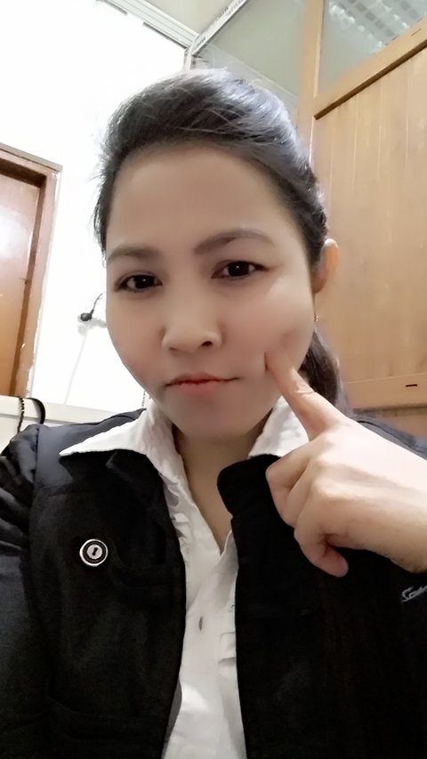 Ingin membahagiakn suami & anak brjuang trus brjuang walupun banyak cobaan tapi aku ttap brjuang mnggapai cita2 ku 😉😉 👍👍