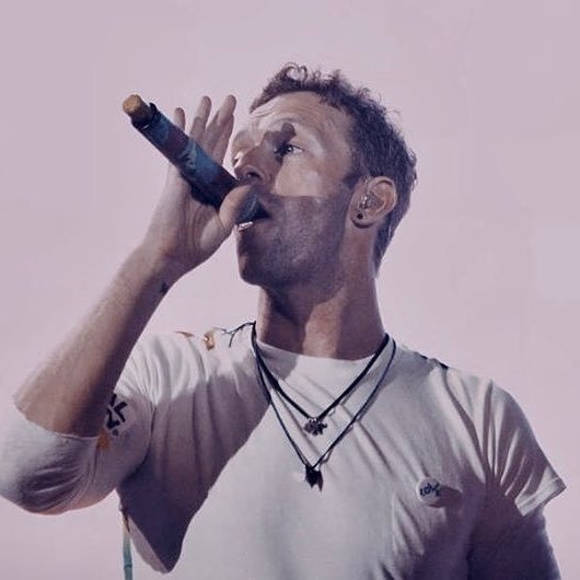 ieverglow's profile picture. more active at: @daisreys | 4.6.16 | 11.7.17 🕊