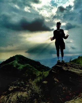 mj_caimoy's profile picture. IG.📷mrc_jsh

199X