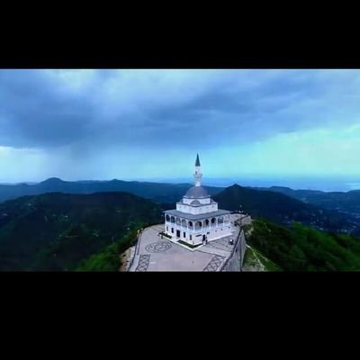 ture_yusuf's profile picture. Adalet mülkün temelidir.